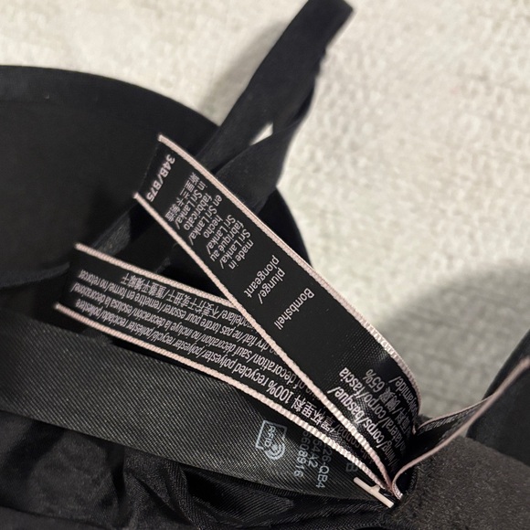 Victoria's Secret Black Smooth Padded T-Shirt Bra - Picture 3 of 7